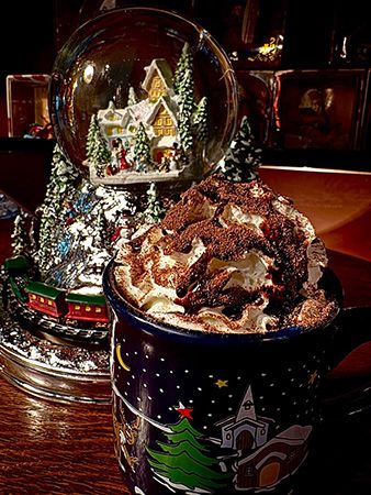 【東京都台東区】一年中クリスマス気分を楽しめるDining&bar Treeにバレンタイン特別メニュー登場！
