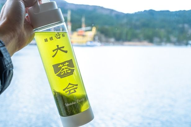 「大茶会ボトル 緑茶」(1000円)