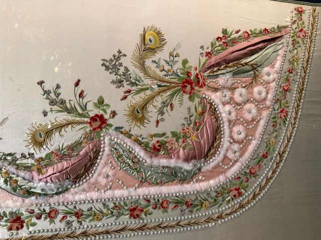 Bonne année! 美術館巡りや、五つ星ホテルでのお食事で迎える新年【夢見るパリ】