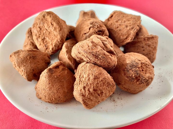 みんなでバレンタインを楽しむのもあり？【カルディ】「ガヴァルニーシリーズ」のプレミアムトリュフ