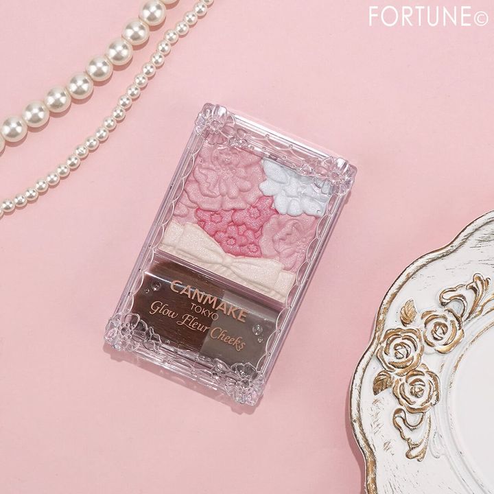 CANMAKE（キャンメイク） 『グロウフルールチークス』 