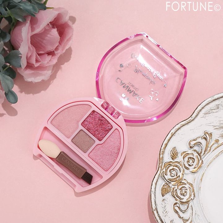 CANMAKE（キャンメイク）『プランぷくコーデアイズ』