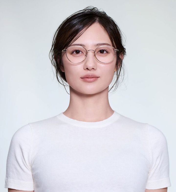 目鼻立ち洗練フレーム着用後