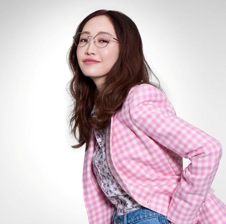 春らしいカラフルなコーデに合わせて