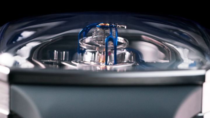 ヘリックスのヒゲゼンマイ