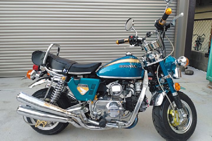 【モンキーカスタム4選】玄人好みの足まわりから伝説の4本出しマフラー、124ccDOHCまで！オーナーの執念が光る傑作選