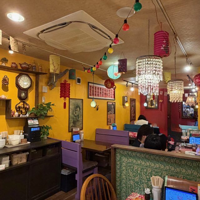 「味庵茶房」店内