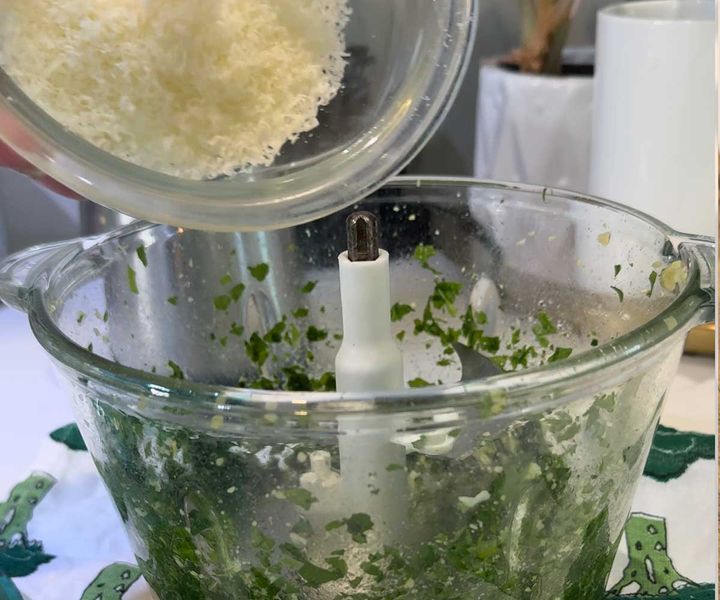 カブと帆立のカルパッチョしそジェノベーゼソース