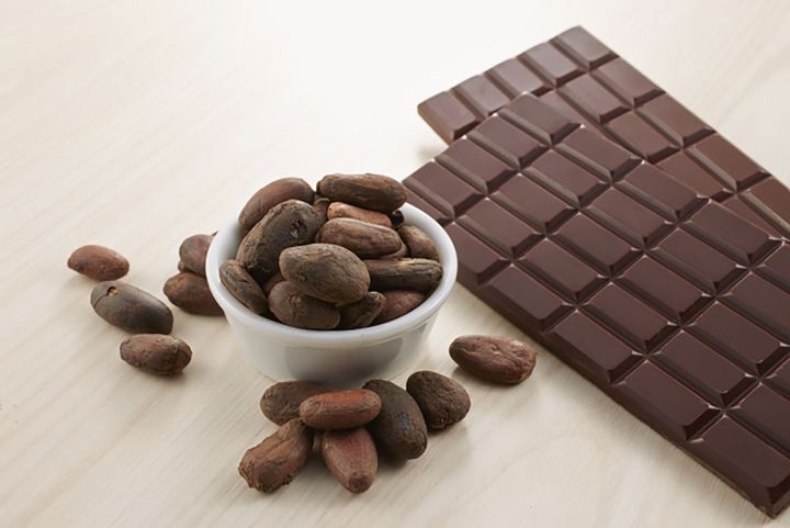 チョコレートに含まれるカカオの健康効果が近年、注目されています。