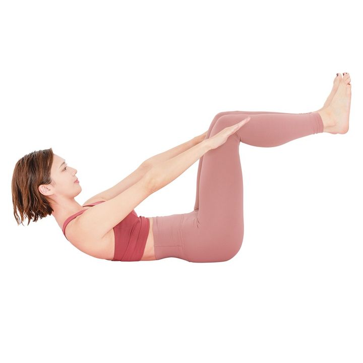 2. お腹の力を使って上半身を起こす