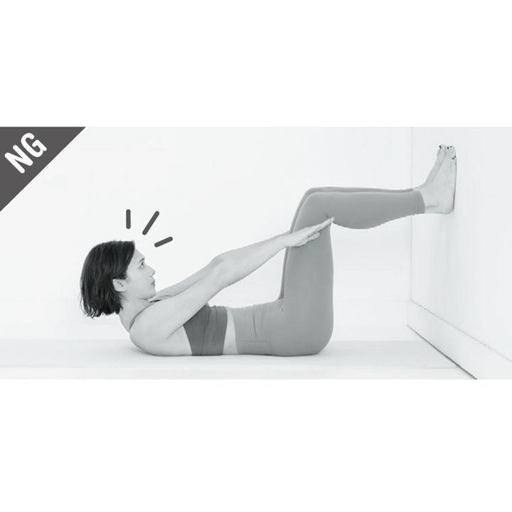 【NG】首を上げるだけでは腹筋は鍛えられない