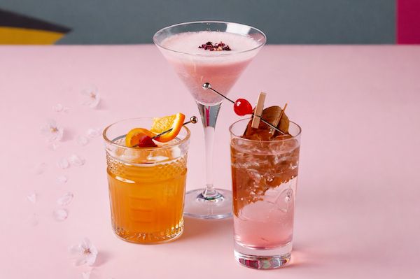 【東京都港区】YOTEL東京銀座、春の新メニューを開始。サーモンパニーニや桜カクテルが登場