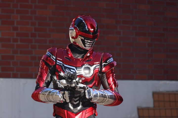 『超宇宙刑事ギャバン インフィニティ』第1話場面写真 （C）ABC‐A・東映アニメーション width=