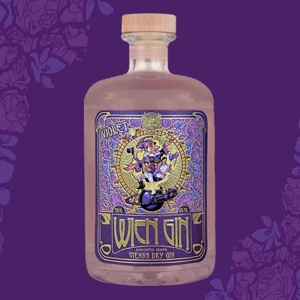 ローズペタル由来の優しい色合いが目を引く「Wien Gin Violet」。華やかで甘やかなフローラルの香りと、植物由来の自然な美しさが特徴のクラフトジン