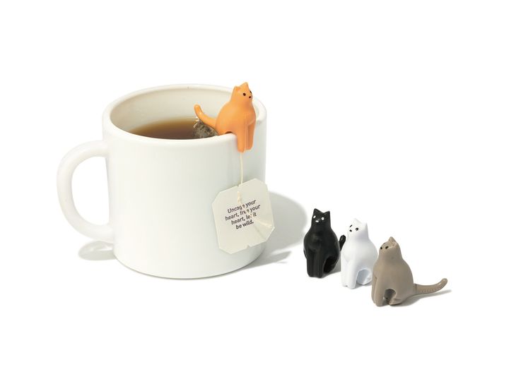 色違いの猫4匹がセットになったティーバッグホルダー。