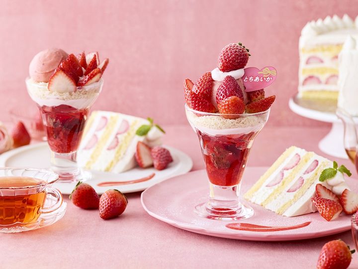 ご褒美感あふれる「苺づくしのスイーツプレート」が期間限定で登場！ width=