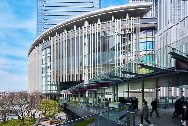 「グランフロント大阪」梅田中心部に広がる大型複合商業施設 画像提供：グランフロント大阪