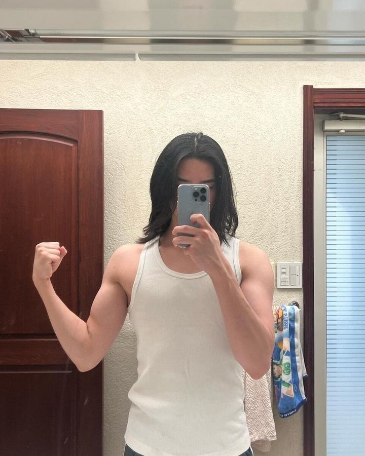 STANFORD所属のモデル・三田久遠の好きなもの③筋トレ