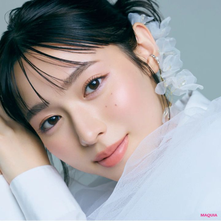 マキア 白石 聖さん 美容インタビュー スキンケアはシンプル派