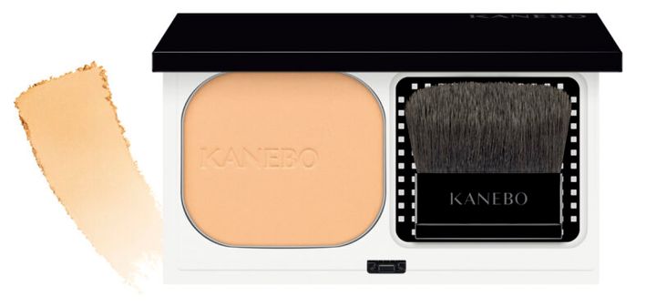 カネボウ メルティフィール ウェア II 全10色 各9350円〈セット価格〉（カネボウインターナショナルDiv.）※2月13日発売