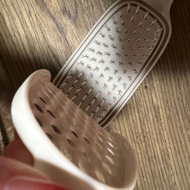 スリコにあった！「はがす」だけで使いやすく掃除が楽になる便利グッズ