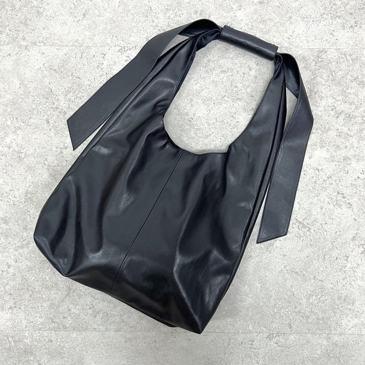 しまむらのリボンビッグトート（SAYUNAO）