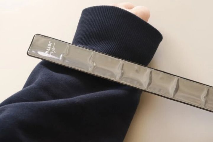 ダイソー 反射ワンタッチバンド 使用方法