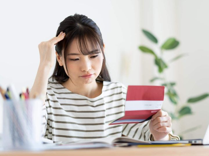 神奈川県在住・28歳女性が実家暮らしを選ぶ理由とは？ All About ニュース編集部が実施した「実家暮らし」に関する調査から、現在実家暮らしをしている人の生活費や将来の計画などを紹介します。