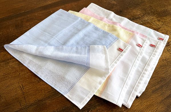 使いやすさと肌触りで100年愛される「おぼろガーゼタオル」昭和復刻版パッケージ発売