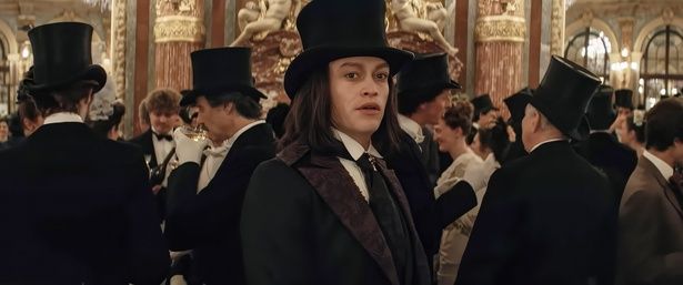 リュック・ベッソンの新作『Dracula』はケイレブ・ランドリー・ジョーンズとクリストフ・ヴァルツが共演！ [c]Everett Collection/AFLO