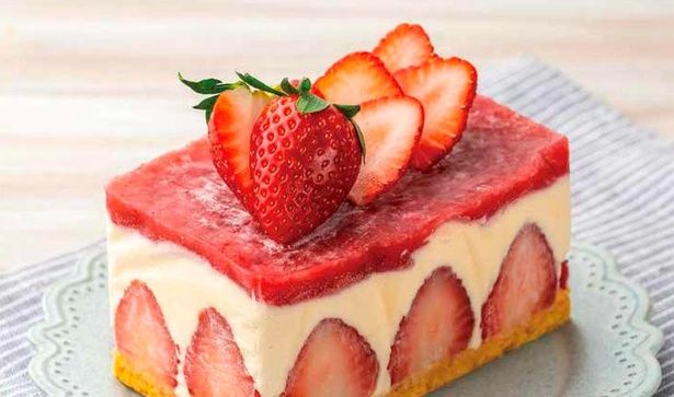 まるでフレジエ （C）ぼく／KADOKAWA