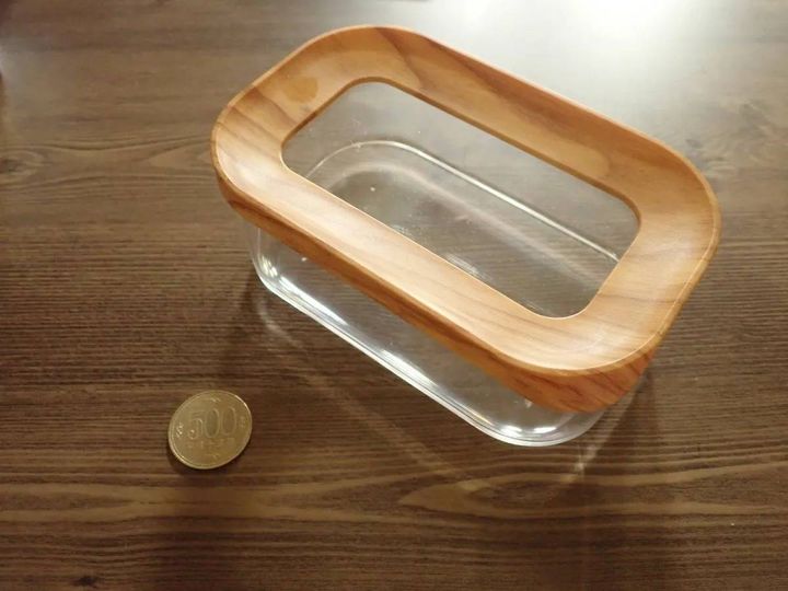 DAISO(ダイソー)：中身が見えるキャニスター(木目調)