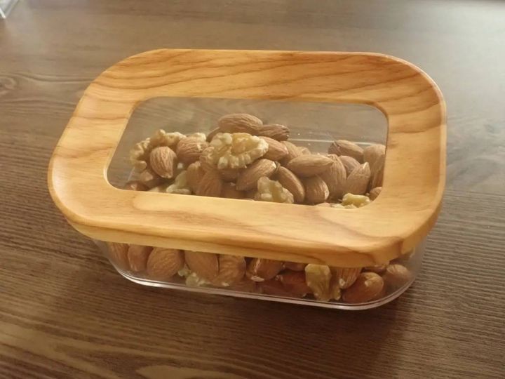 DAISO(ダイソー)：中身が見えるキャニスター(木目調)