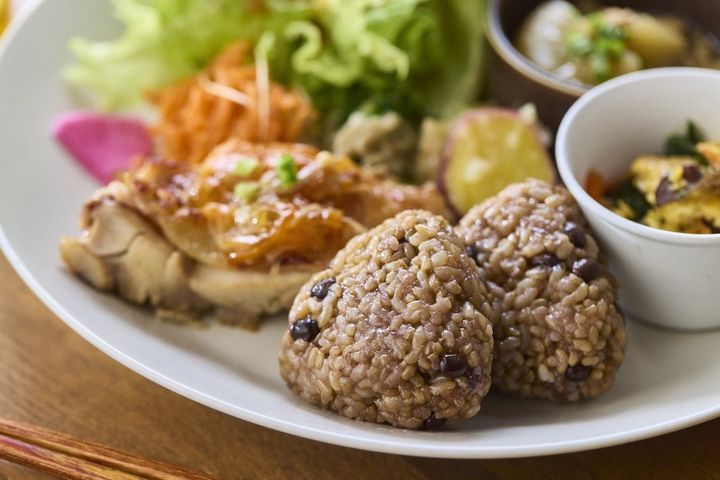 酵素玄米のおむすび