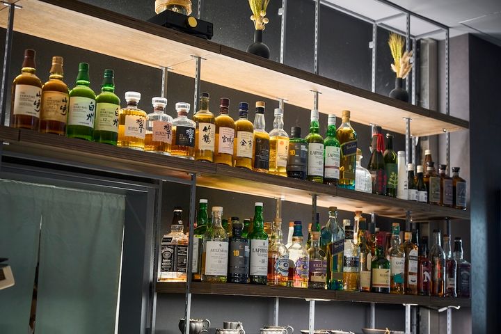 大垣書店が運営するカフェ＆バーとは知らずに来店する人も多いとか