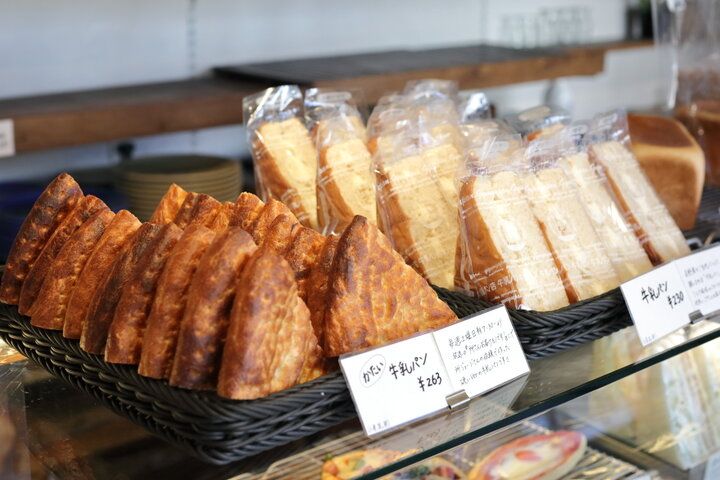 牛乳パンやご馳走サンドで旅の朝を心地よくスタート。諏訪で一番古いベーカリー「太養パン」