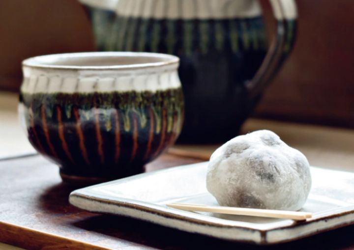 しろいくろの塩黒豆大福