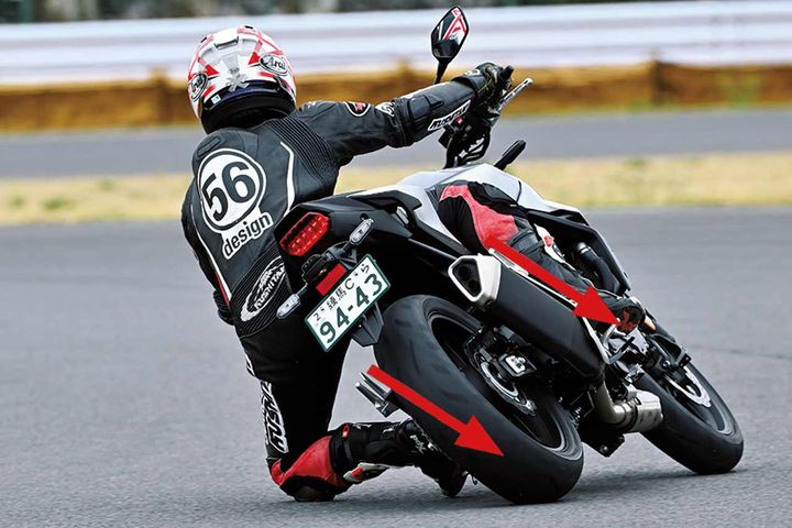 不安定にならないためのハンドル入力とフォーム【特集｜0.1秒のセルフコントロール】