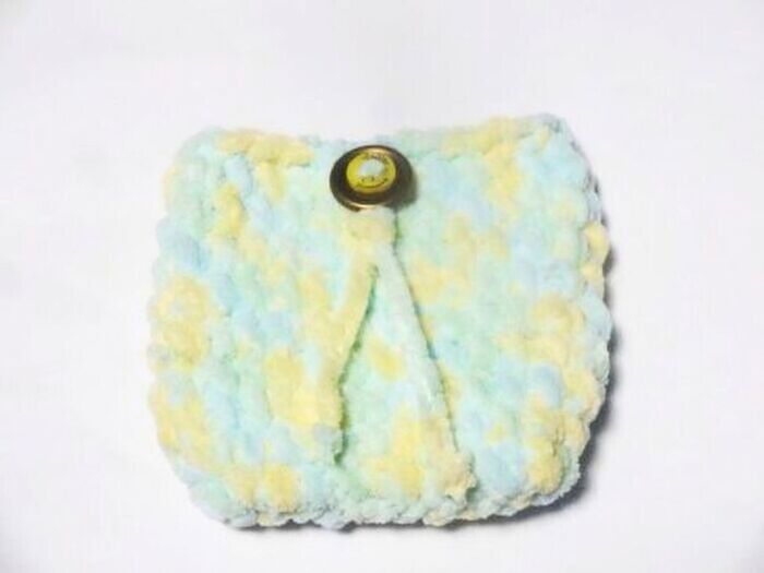 100均毛糸でかわいい『かぎ針編みポーチ』ができちゃった！こま編みだけでカンタンです♪