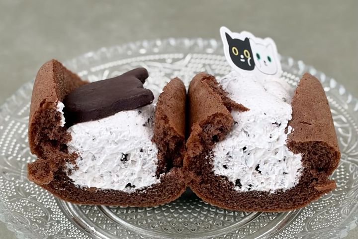 「ほわほわ」「オレオの味」【ファミマ】にまさかのコラボ猫スイーツが！