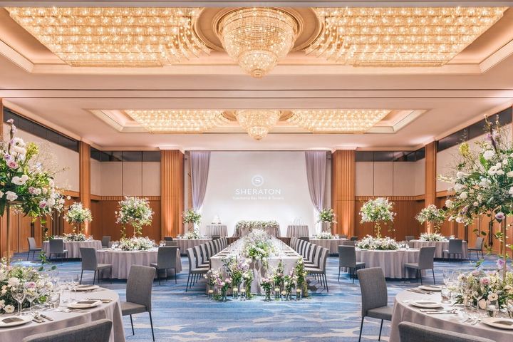 天井高約7メートルの大宴会場