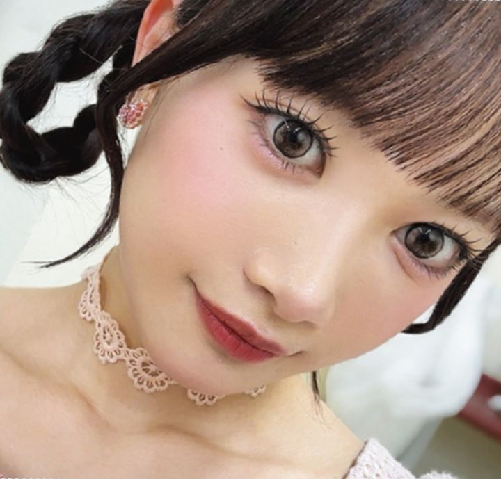 みずみずしいカバーベールで白玉のように輝く肌に。