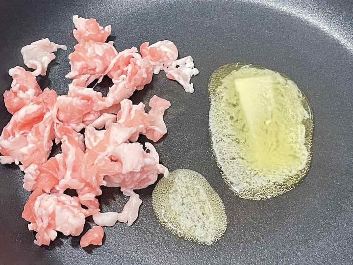 舞茸と豚肉のバターしょうゆ炒め