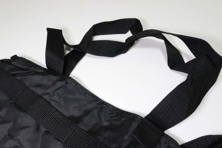 ダイソーの2WAYショルダーバッグ ファスナー付のハンドル