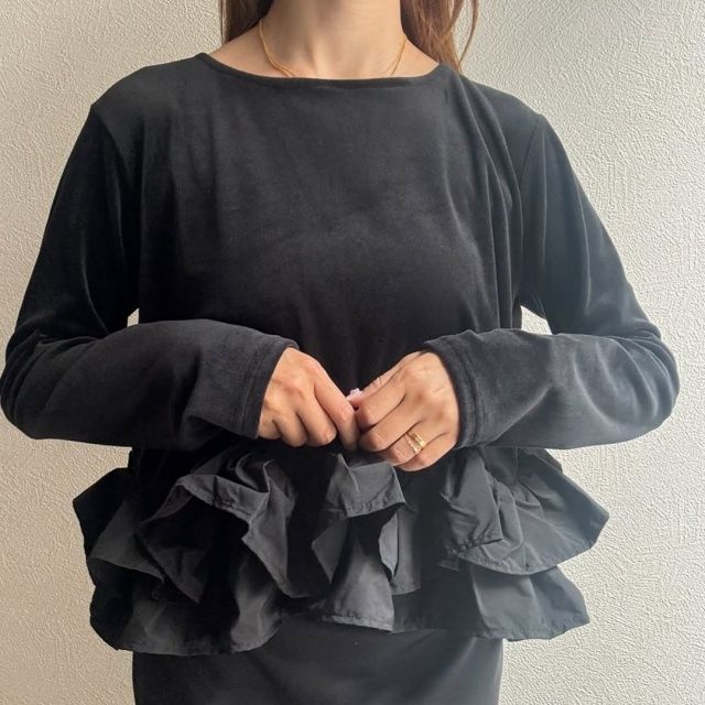 しまむら「ベロア裾ブロードプルオーバー」