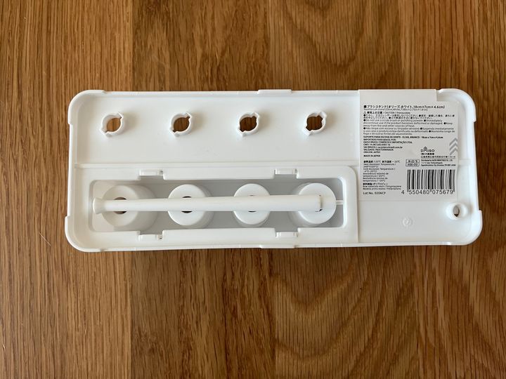 100均の歯ブラシ立てを使い比べ！ダイソー・セリア・キャン★ドゥの商品を写真付きでチェック