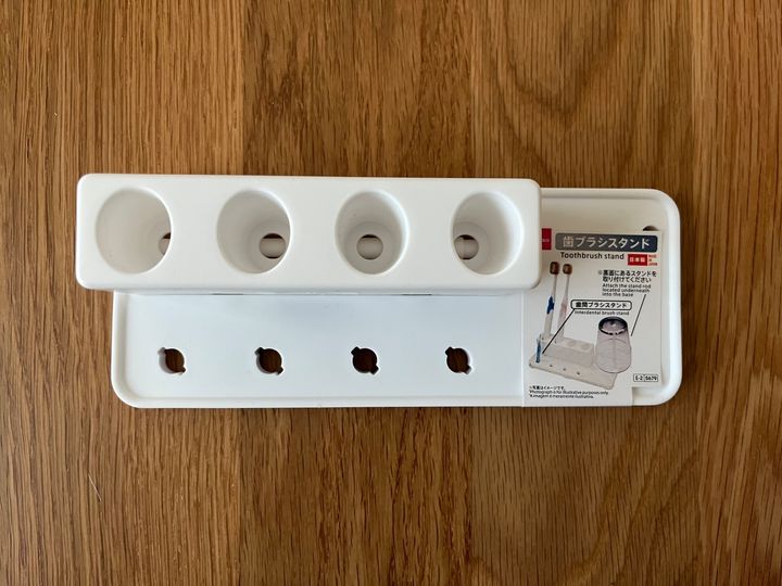 100均の歯ブラシ立てを使い比べ！ダイソー・セリア・キャン★ドゥの商品を写真付きでチェック