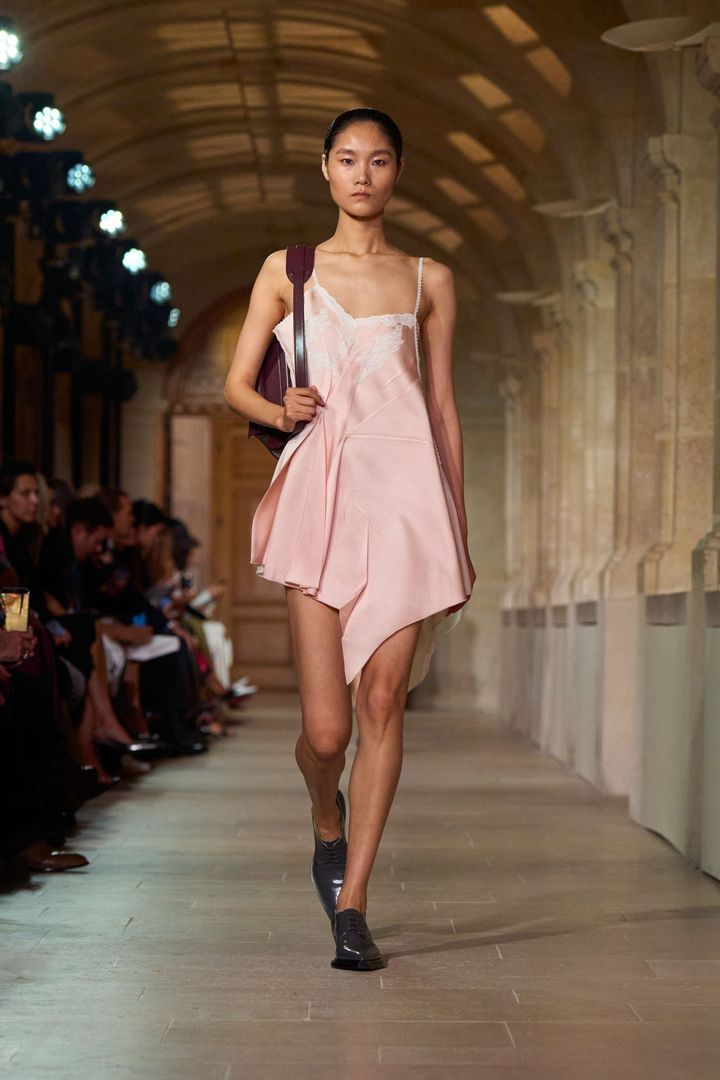 ヴィクトリア ベッカム 2026年春夏コレクション