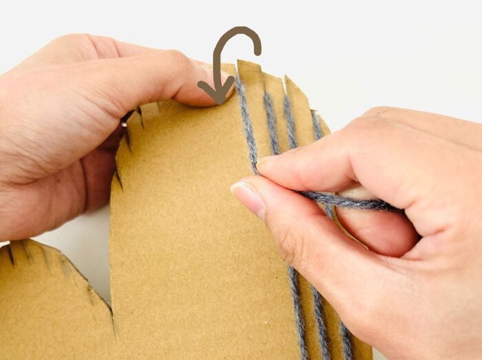 『段ボール編み機』でおしゃれなミトンが作れちゃった！なかなかの仕上がりに大満足♡