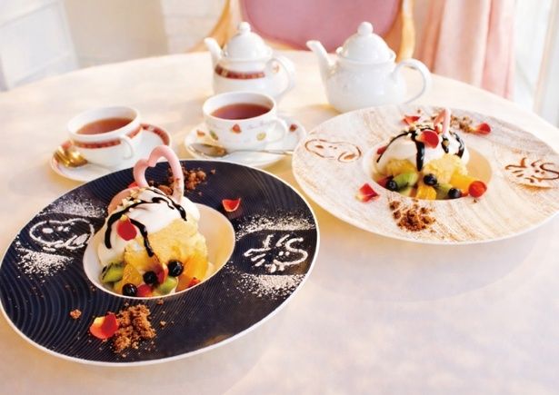 ミュージアムカフェ「スヌーピーが大好きなチョコチップフレークがアクセントのプレートパフェ」(2名3000円)